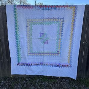 Vintage Patchwork Quilt Postage Stamp Border 78"‎ x 66" Hand Sewn Quilted